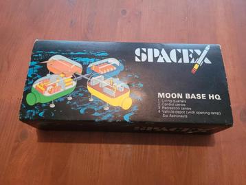 Vintage Space Age Speelgoed SpaceX Space X Hong Kong beschikbaar voor biedingen