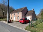 Villa à louer à Grez-Doiceau-Biez, 4 chambres, 221 m², Vrijstaande woning, 4 kamers