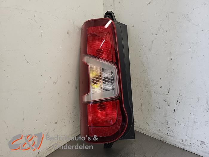 Achterlicht links van een Peugeot Partner, Auto-onderdelen, Verlichting, Peugeot, Gebruikt, 3 maanden garantie, Ophalen of Verzenden