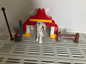 Lego duplo Riddertoernooi (2-5 jaar) complete set + doos beschikbaar voor biedingen