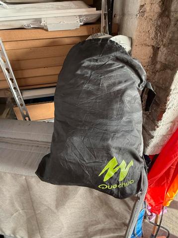 matelas Decathlon quechua 2 pers + gonfleur rechargeable!, Enlèvement, Utilisé