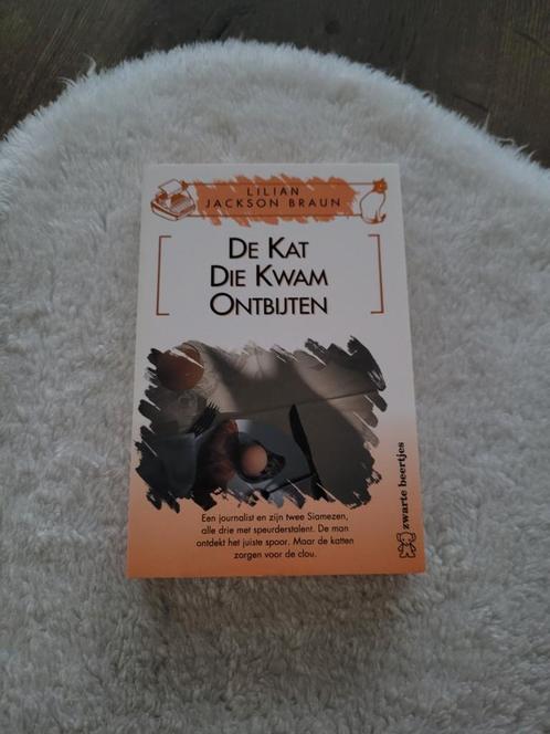 Lillian Jackson Braun - De kat die kwam ontbijten, Boeken, Thrillers, Zo goed als nieuw, Ophalen of Verzenden