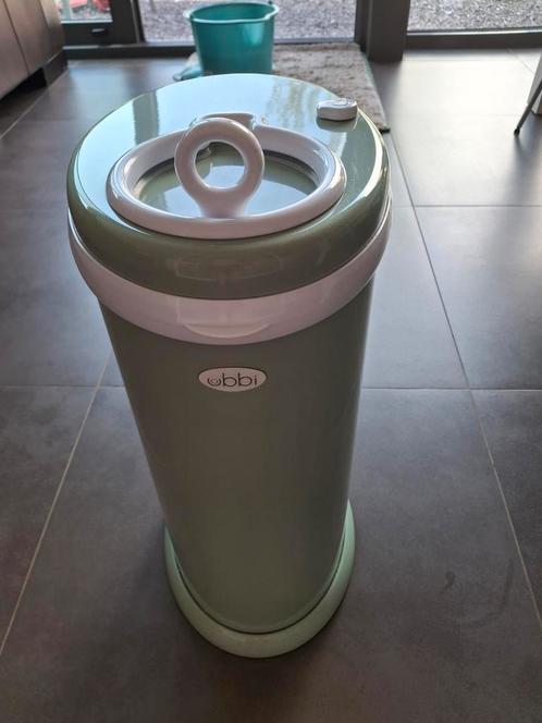 Ubbi luieremmer kleur sage, Kinderen en Baby's, Badjes en Verzorging, Zo goed als nieuw, Luieremmer, Overige merken, Ophalen