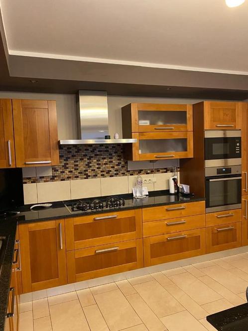 Cuisine en bois massif + pierre naturelle, Huis en Inrichting, Keuken | Complete keukens, Zo goed als nieuw, Hoekkeuken, Overige kleuren