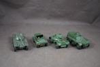4 véhicules blindés Dinky Toys (Panhard, Scout,...) TOP, Enlèvement ou Envoi