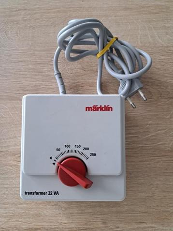 Marklin transformator 6647., Analogique, Enlèvement ou Envoi, Courant alternatif, Comme neuf