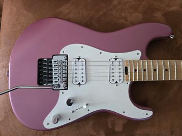 Vends charvel socal + san dimas beschikbaar voor biedingen