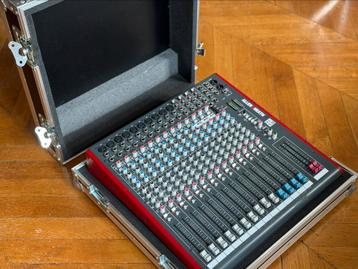 Allen & Heath ZED18 + Flightcase beschikbaar voor biedingen
