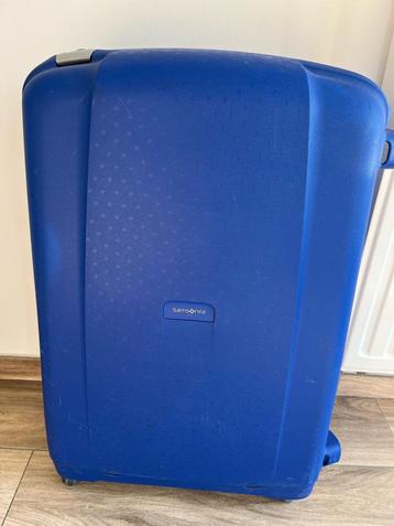 Blauwe Samsonite beschikbaar voor biedingen