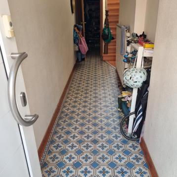 Cementtegel vloer beschikbaar voor biedingen
