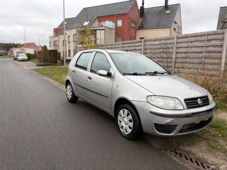 mooi punto 1200 benz word gekeurd voor verk euro 4, Auto's, Fiat, Particulier, Punto, Airbags, Airconditioning, Alarm, Bluetooth