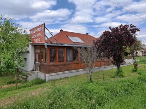 Kacsóta, goede locatie, veelzijdig project #1550, Immo, Buitenland, Overig Europa, Woonhuis, Dorp