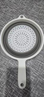 Vouwbaar vergiet, Enlèvement