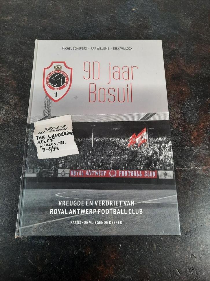 90 jaar Bosuil (nog in de plastiek), Boeken, Sportboeken, Nieuw, Balsport, Ophalen of Verzenden