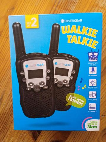 Set Van 2 Silvergear Walkietalkies  beschikbaar voor biedingen