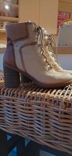 Enkellaarsjes Pikolinos mt 39, Ophalen, Zo goed als nieuw