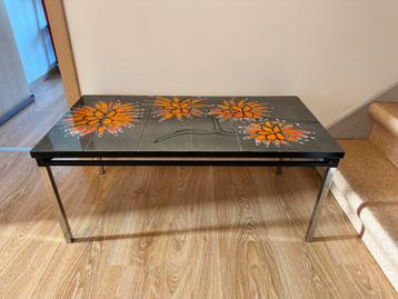 Salontafel beschikbaar voor biedingen