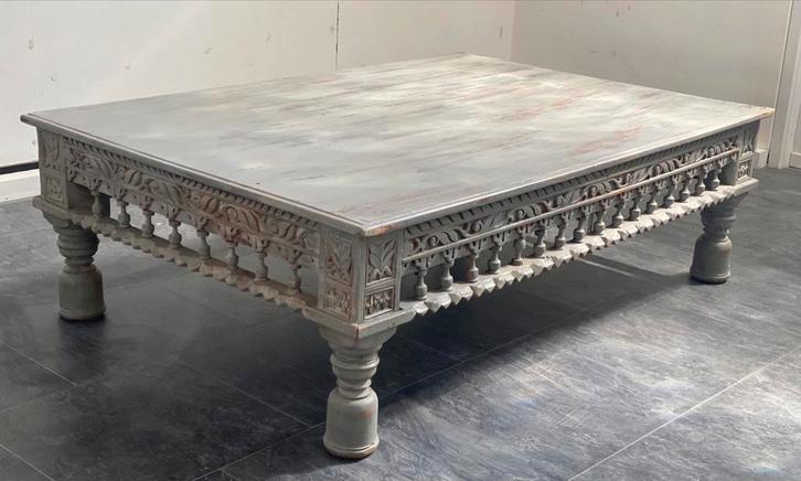 Prachtige mooie bohemian tafel., Antiek en Kunst, Antiek | Meubels | Tafels, Ophalen