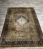 Tabriz tapijt 209x 145 cm en handgemaakt, Huis en Inrichting, Ophalen of Verzenden, Zo goed als nieuw