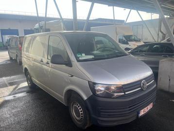 VW Transporter 2.0tdi 2016 moteur defect  disponible aux enchères