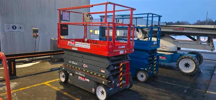 Skyjack SJ 4632 12m schaarlift sj4632 skyjack 4632, Zakelijke goederen, Machines en Bouw | Liften, Steigers en Ladders