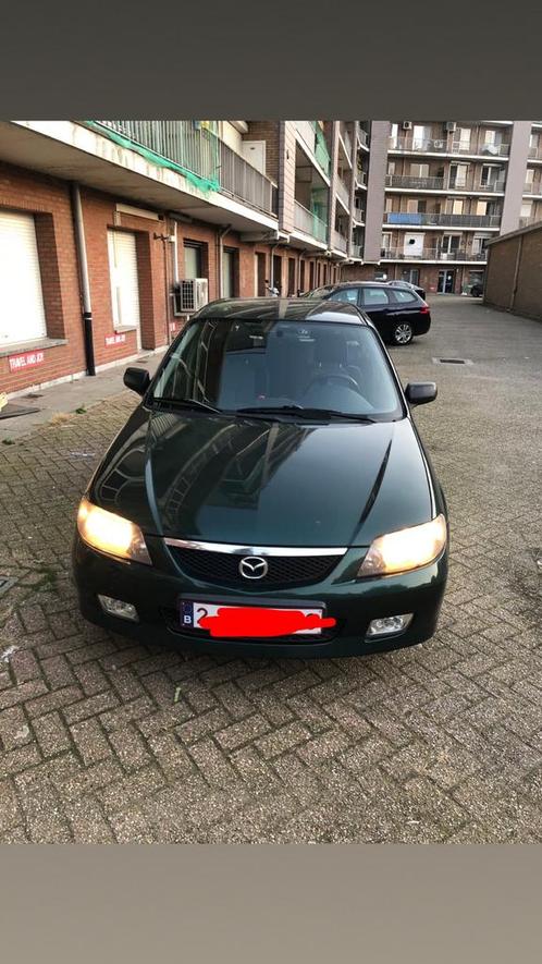 Mazda 323f 1.6 tsi (2002), Autos, Mazda, Particulier, ABS, Essence, Break, 5 portes, Boîte manuelle, Vert, Gris, Cuir synthéthique