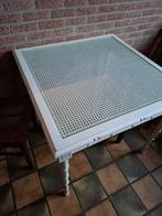 Vierkante tafel, Enlèvement, Verre