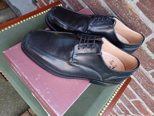 Heren schoenen Ambiorix Mt 42, Kleding | Heren, Schoenen, Nieuw, Veterschoenen, Zwart, Ophalen of Verzenden