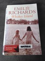 Whiskey Island, Gelezen, Ophalen of Verzenden, Emilie Richards