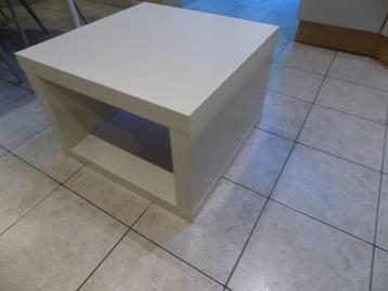 Ikea tafeltje beschikbaar voor biedingen