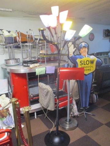 retro staande lamp   beschikbaar voor biedingen