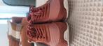 Scandinavische sneakers maat 39., Ophalen, Gedragen, Sneakers