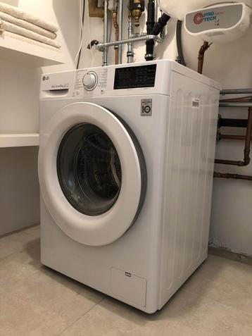 LG Direct Drive 8kg wasmachine, 1200 à 1600 tours, 6 à 8 kg, Classe énergétique A ou plus économe, 85 à 90 cm