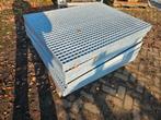 4 zware gegalvaniseerde roosters, Voor bv spuitplaats., Doe-het-zelf en Bouw, Ophalen, Zo goed als nieuw, IJzer