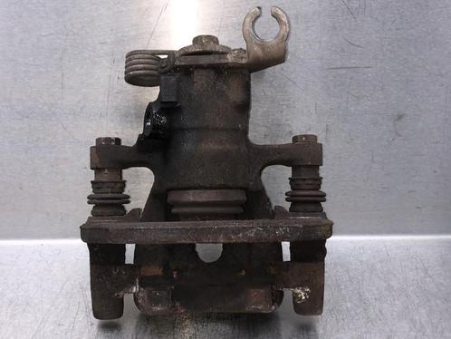 REMKLAUW RECHTS ACHTER ABS Colt (Z2 / Z3) (34F073), Auto-onderdelen, Remmen en Aandrijving, Mitsubishi, Gebruikt