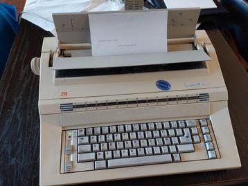 bureel electrisch typmachine beschikbaar voor biedingen