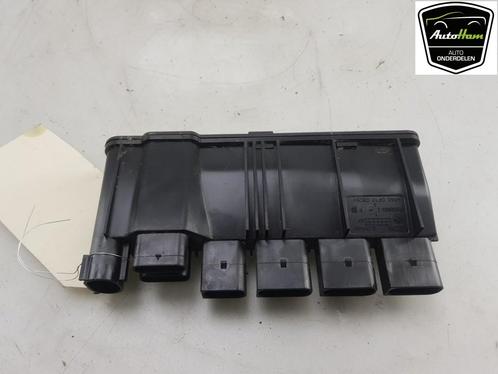 SPANNINGSREGELAAR BMW X5 (G05) (01-2018/03-2023), Auto-onderdelen, Elektronica en Kabels, BMW, Gebruikt