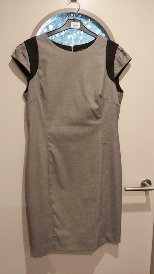 Robe Zara NEW, xl, Vêtements | Femmes, Robes, Neuf, Taille 42/44 (L), Gris, Sous le genou, Enlèvement ou Envoi