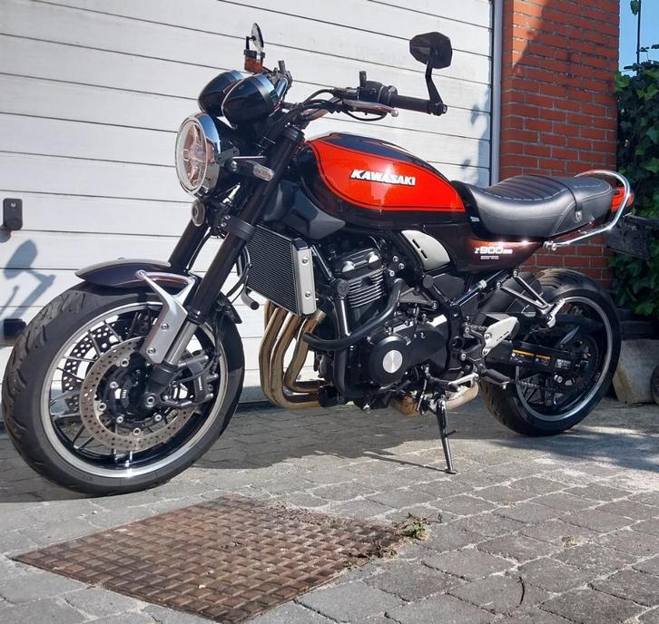 Kawasaki Z900RS met fabrieksopties, Motoren, Motoren | Kawasaki, Particulier, Naked bike, meer dan 35 kW, 4 cilinders, ABS, Handvatverwarming