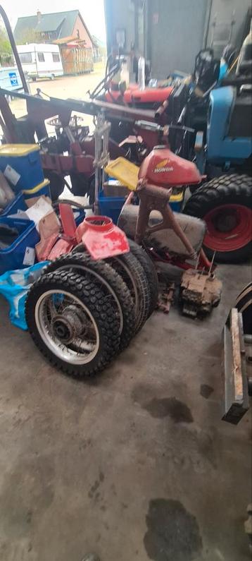 Honda 500 xl R 2 stuks in onderdelen 1 met kenteken  beschikbaar voor biedingen