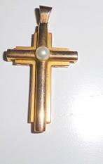 gouden kruisje met parel(18Karaat)roze en geel goud, Sieraad, Ophalen of Verzenden, Christendom | Katholiek