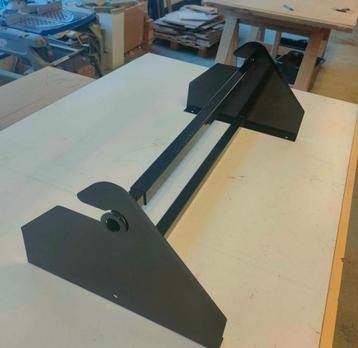 Papier rol houder .  beschikbaar voor biedingen