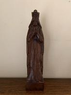 Madone ancienne en bois sculpté, Enlèvement