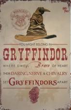 Gryffindor sorting hat Harry Potter mancave poolhouse nieuw, Ophalen of Verzenden, Zo goed als nieuw, Reclamebord