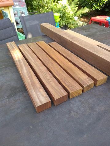 Lot AFROMOSIA te koop - verschillende maten  beschikbaar voor biedingen