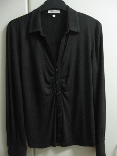 Donkergrijze bloes met lange mouwen van Nadine H, 40, Kleding | Dames, Blouses en Tunieken, Zo goed als nieuw, Ophalen of Verzenden