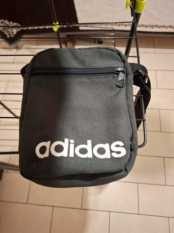 Sacoche homme beschikbaar voor biedingen