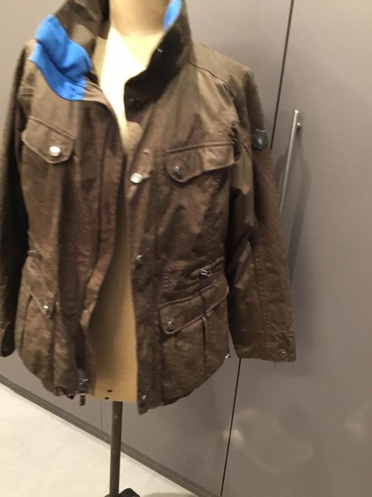 Ski jacket van BURTON, maat L, Sport en Fitness, Skiën en Langlaufen, Zo goed als nieuw, Kleding, Ski, Overige merken, Ophalen of Verzenden