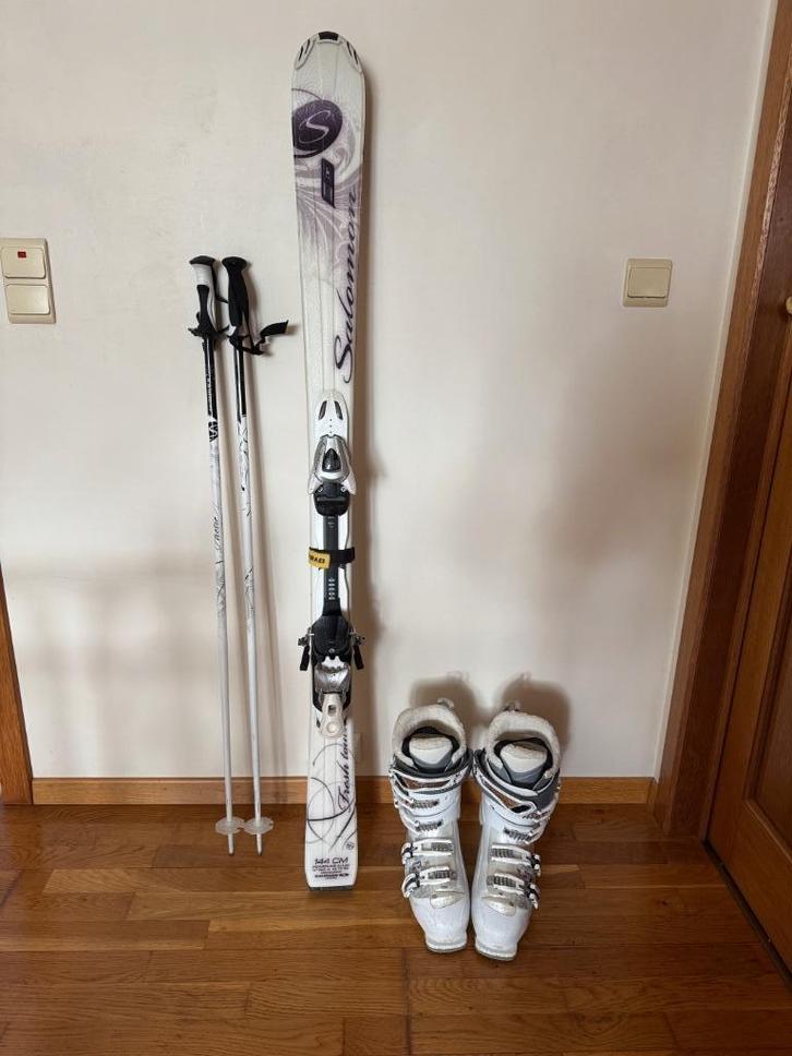 Ski materiaal Salomon, Sport en Fitness, Skiën en Langlaufen, Gebruikt, Stokken, Ski, Salomon, 140 tot 160 cm, Ophalen