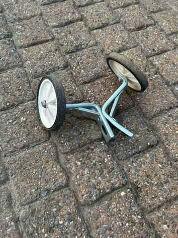 Steunwieltjes kinderfiets beschikbaar voor biedingen